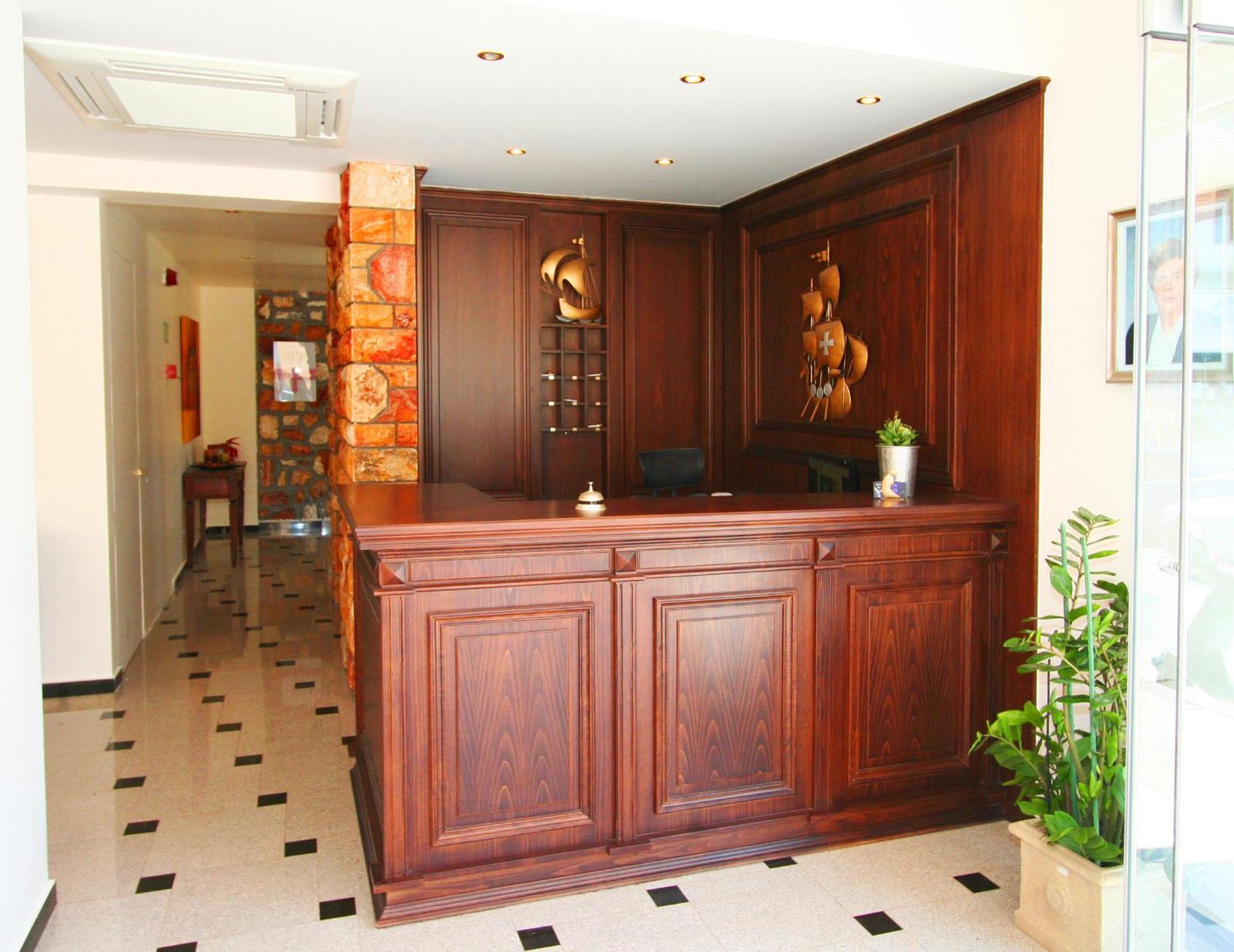 Iris Spa Лутра-Эдипсу Экстерьер фото